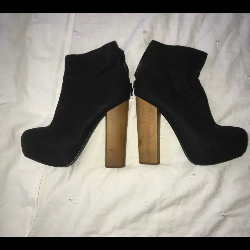 Steve Madden block heel booties 8.5